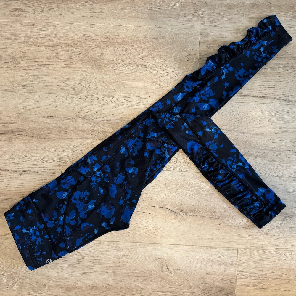 Lululemon leggings SIZE 4